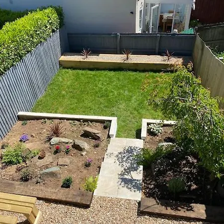 Stylish 3 Bed Home With Allocated Parking For 2 Liskeard Extérieur photo